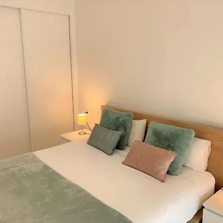 Nin Playa Апартаменты Хихон