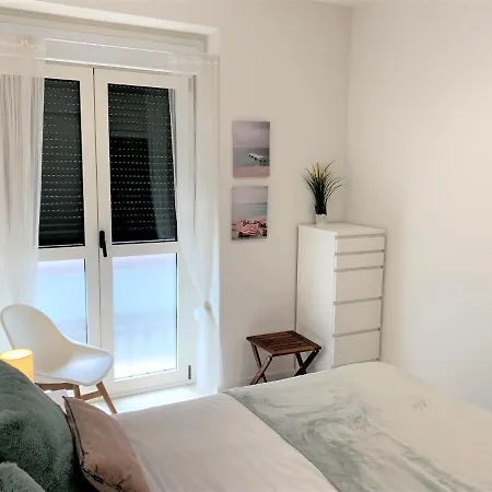 Nin Playa Хихон