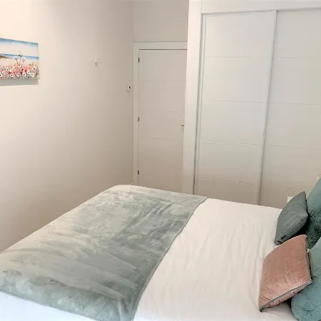 Nin Playa * Хихон